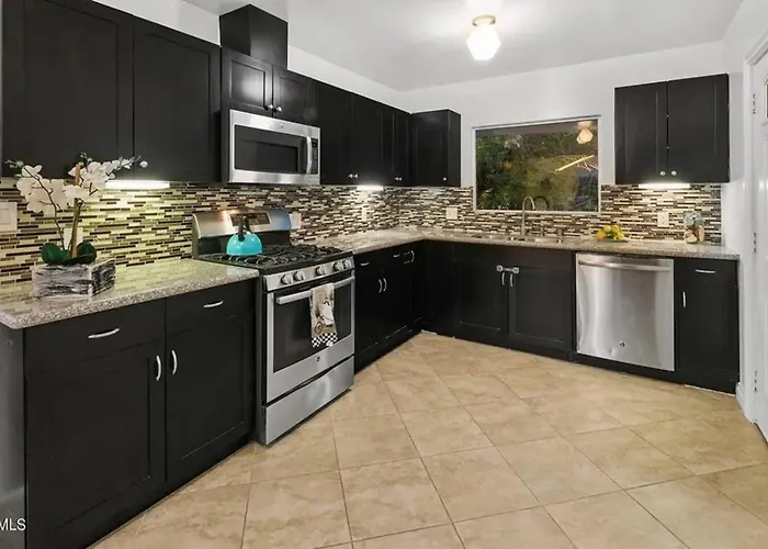 Glendale Hills Hideaway